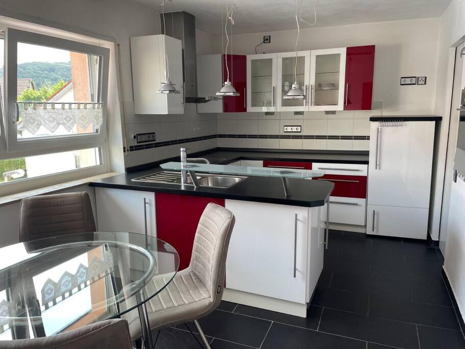 זינסהיים Maisonette Apartment Family & Business Naehe Heidelberg I Kueche I 6 Schlafplaetze מראה חיצוני תמונה
